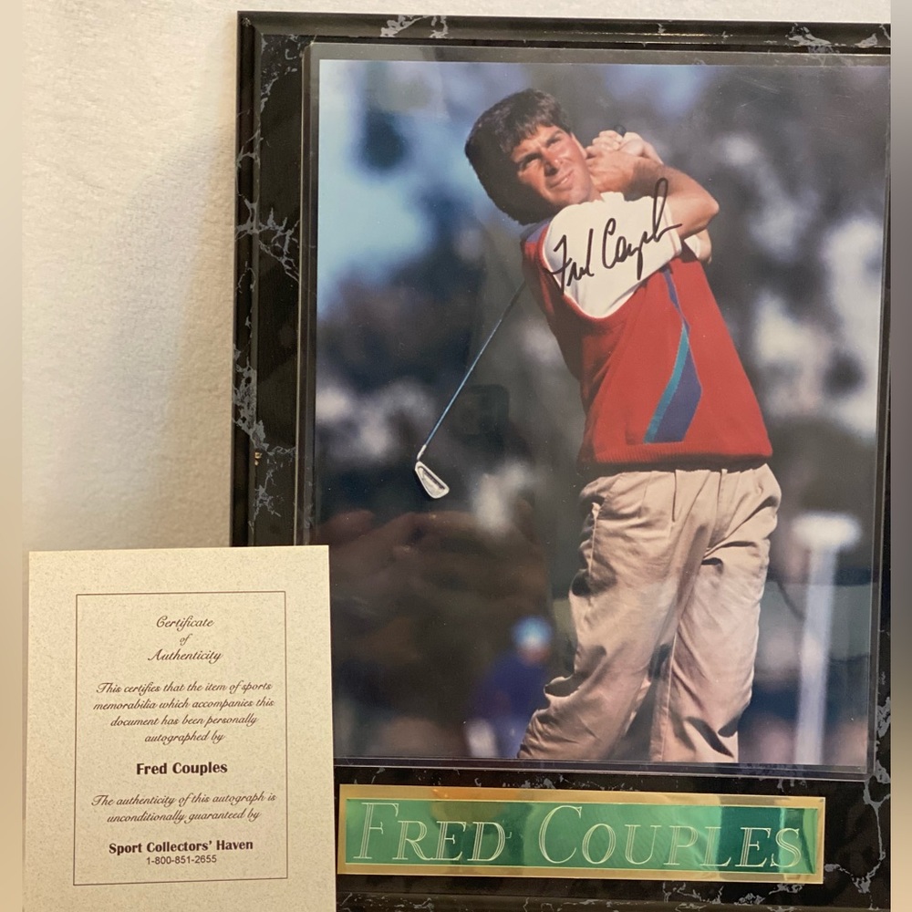 Fred Couples autographed photo with certificate of authenticity